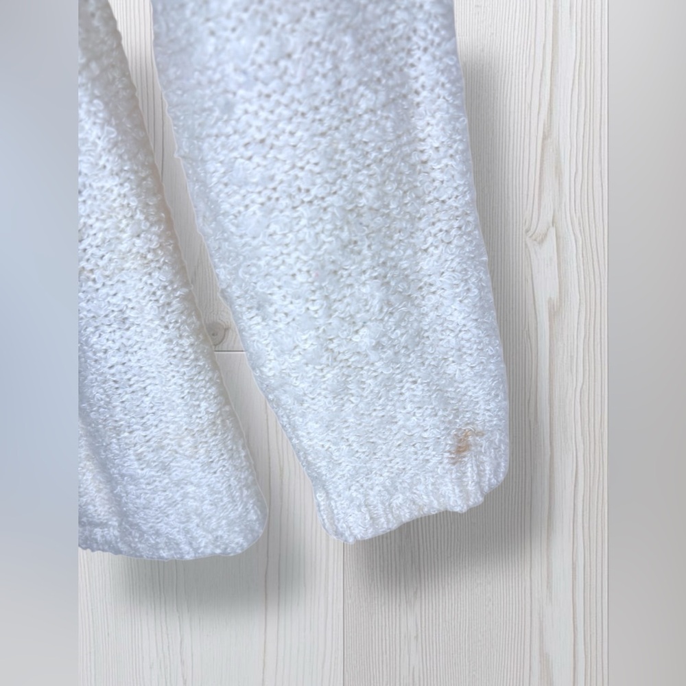 WYE OAKS Women’s Cozy White Button Up Knit Cardigan - Picture 5 of 9